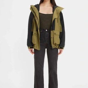 Levi’s Ribcage Cropped Bootcut Women’s Jeans Size 26